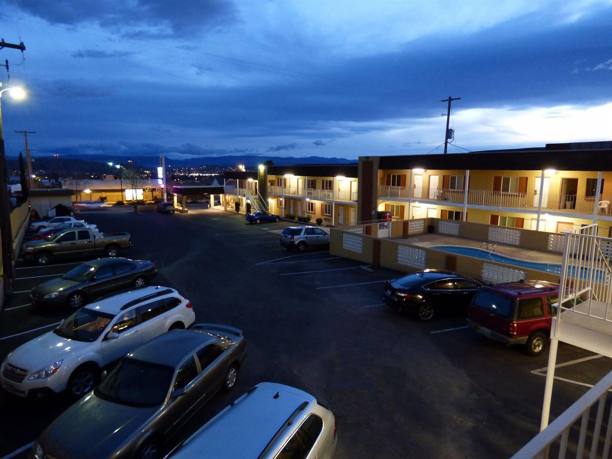 Economy Inn&Suites St. George Exterior foto